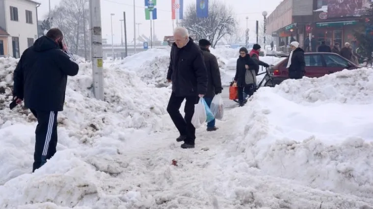 Očekuje nas i do 20 centimetara snijega
