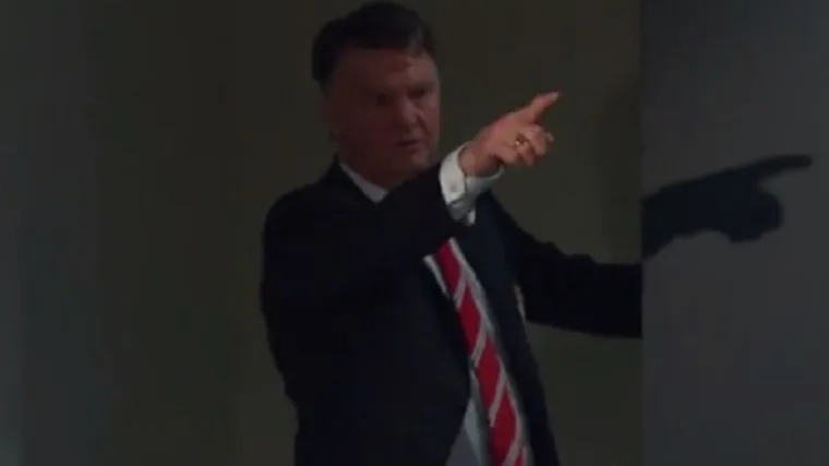Nervozni Van Gaal izvrijeđao novinara i odjurio s presice