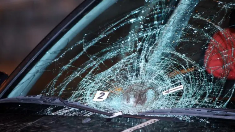 Nesreća kod Zatona: Sudar dva vozila, dvije osobe ozlijeđene