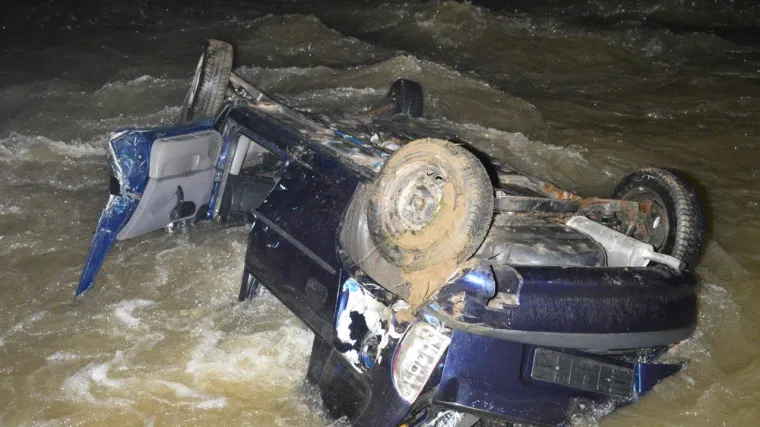 Mladić vozio bez dozvole, sletio s ceste i poginuo