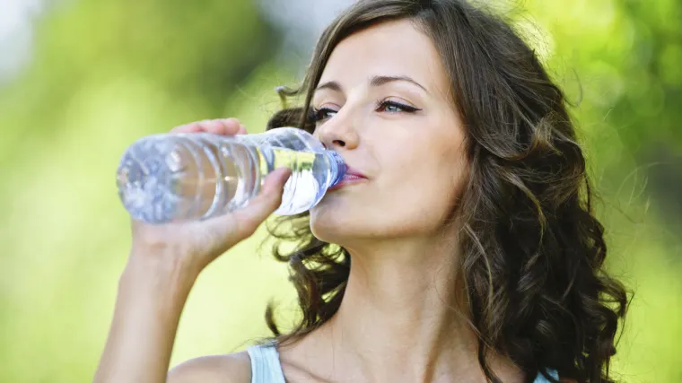 Tajna veza vode i gubitka kilograma