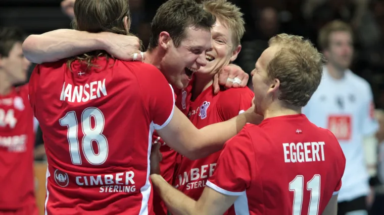 Crnogorci namučili europske viceprvake, Rusi na krilima sjajnog Dibirova stigli do važne pobjede