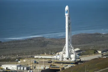 Satelit lansiran, slijetanje na oceansku platformu propalo