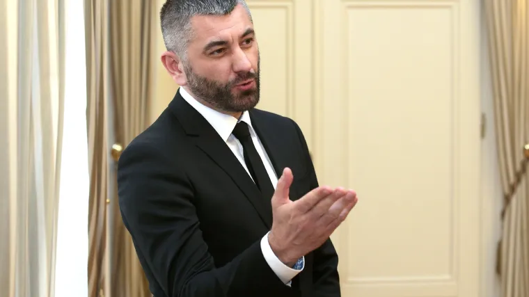 Vlada razrije&scaron;ila predstojnika Ureda premijera i glasnogovornika na njihov osobni zahtjev