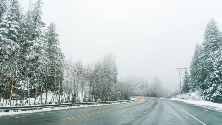 U donjem rublju, na -17, držao se za krov i vozio kilometrima da mu ne ukradu auto