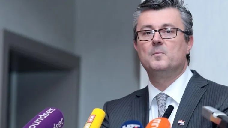 Mandatar Ore&scaron;ković predstavio "Tim's team"!