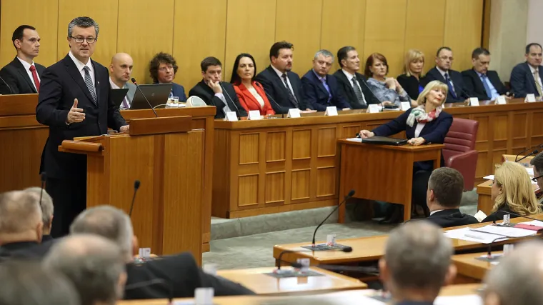 Neki analitičari prognoziraju da će već u prvoj godini mandata 'otpasti' barem četvrtina ministara