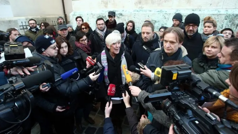 Ministar kulture dočekan zvižducima i uzvicima "Goebbels"