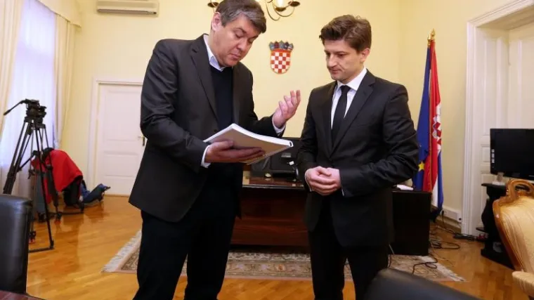 Lalovac u prijateljskom tonu predao ministarstvo financija svom nasljedniku Zdravku Mariću