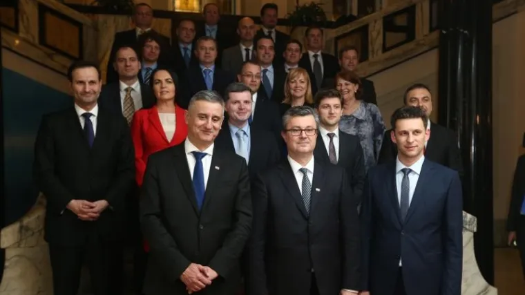 "Novi premijer koncentriran isključivo na ekonomske teme"