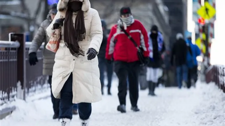 Daleki istok pogodio hladni val: u Hong Kongu najniže temperature u gotovo 60 godina