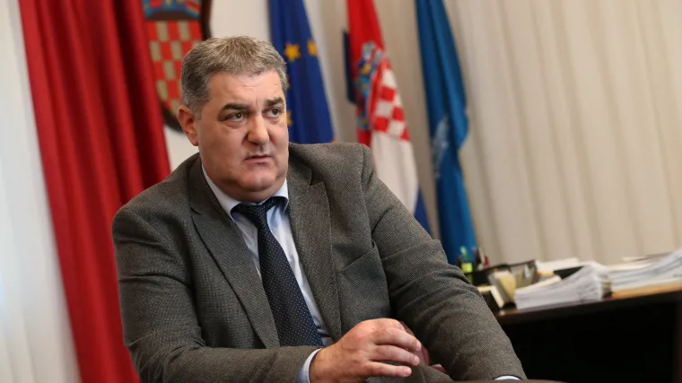 'Milanović ne smije biti na čelu SDP-a nakon poraza na europskim lokalnim i parlamentarnim izborima'