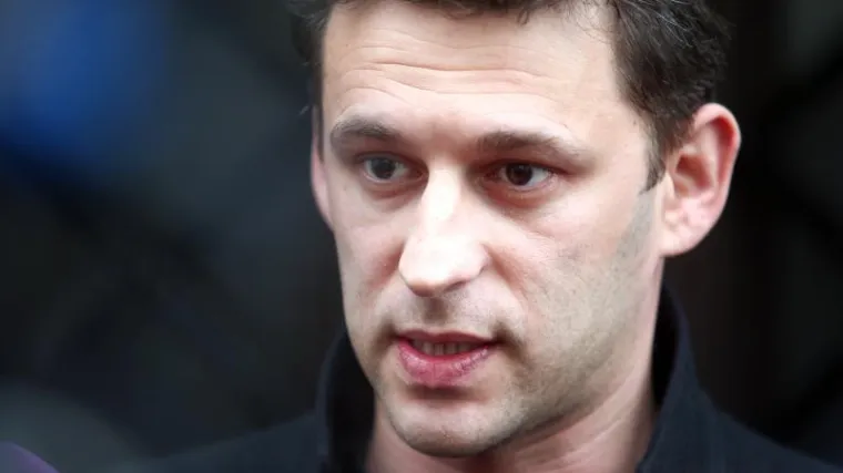 Nisam služba da bih znao unaprijed sve informacije o osobama