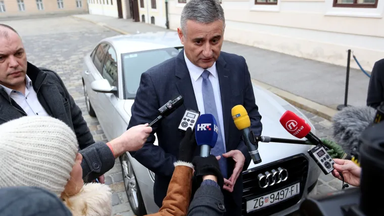 Karamarko: 'Nikad nisam izjavio da će branitelji krenuti u rat ako Crnoja bude smijenjen, to je obična laž'