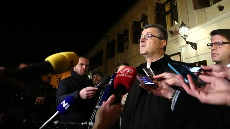 Ore&scaron;ković prihvatio Crnojinu ostavku: 'Prebitno mi je ovo ministarstvo, uskoro ćemo naći novog čovjeka'