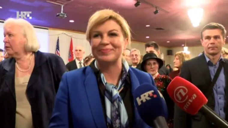 Hrvatska predsjednica Grabar-Kitarović odu&scaron;evljena navijanjem domaćina