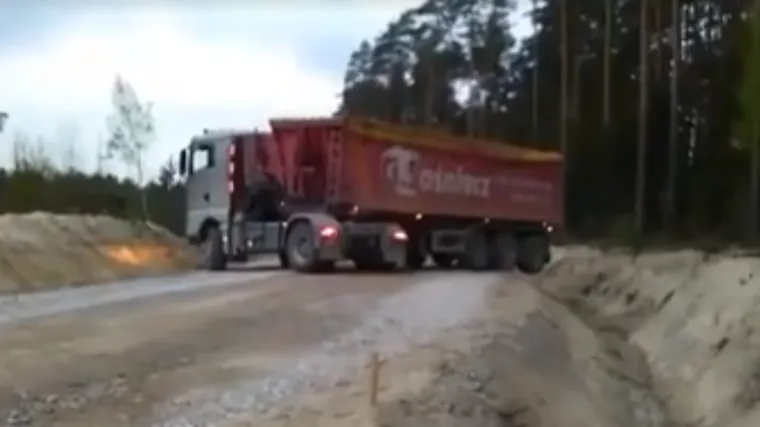 Jeste li vidjeli boljeg vozača kamiona?