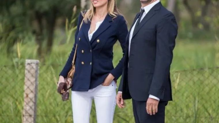 "Evo, skinula sam prsten, da ne bi bilo zabune"