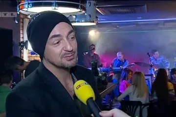 Sandi Cenov nakon deset godina braka odlučio obnoviti bračne zavjete sa suprugom