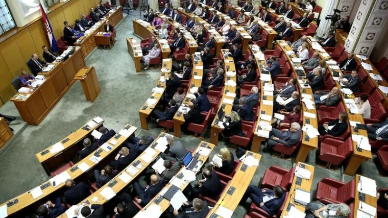 Devet nesavjesnih zastupnika nije podnijelo imovinske kartice pa neće dobiti plaću