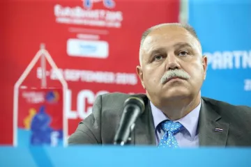 Čelnici javnih poduzeća imenovat će se političkim putem