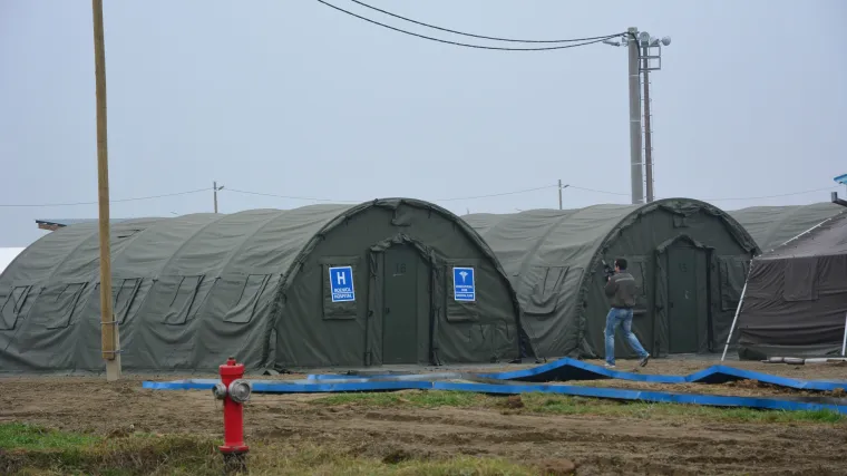 Srezani tro&scaron;kovi izbjegličkom kampu u Slavonskom Brodu: djelatnicima se ukidaju doručak i večera