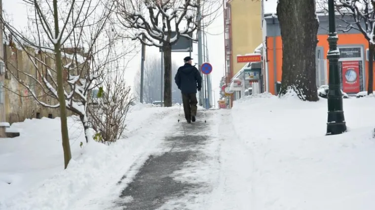 Srijeda donosi niže temperature, ki&scaron;u i snijeg