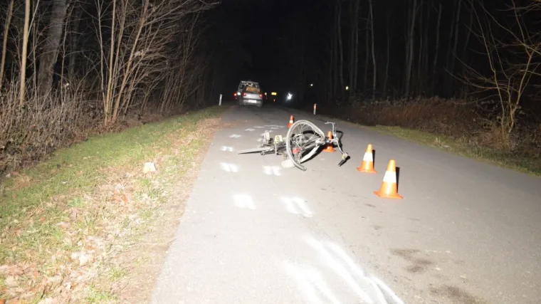 Udarila mu&scaron;karca na biciklu (57), zadobio ozljede opasne po život