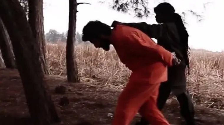 Sin džihadista Islamske države odrubio glavu uhvaćenom pobunjeniku