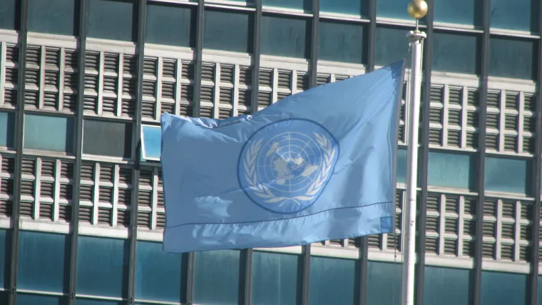 Diplomat UN-a primao mito od kineskih biznismena