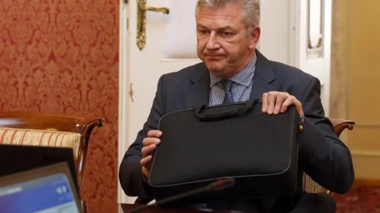 Glava&scaron; branio Ostojića te u&scaron;utkao HDZ; Ostojić: 'Ovo &scaron;to Reiner govori iznimno je opasno'