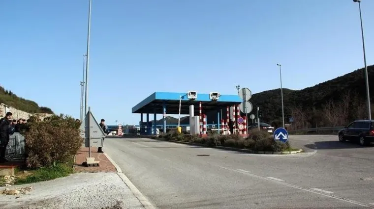 Albanci i Kosovljanin s krivotvorenim ispravama poku&scaron;ali ući u Hrvatsku