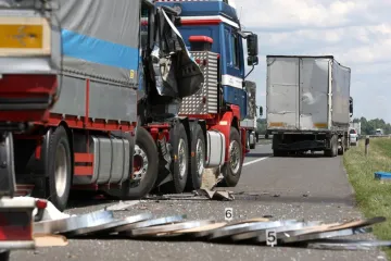 Autocesta puna nafte i ulja, obustavljen promet