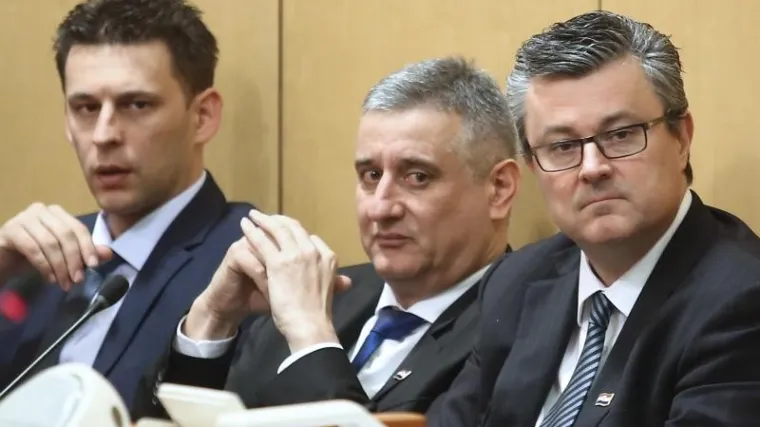 HDZ očekuje da se Petrov o Lozančiću informira i s druge strane