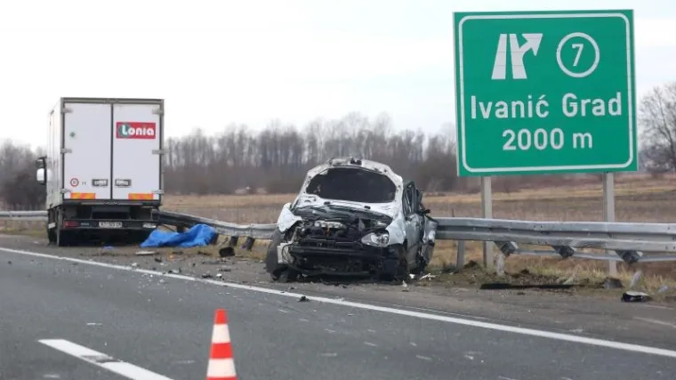 Dvije osobe poginule u sudaru na autocesti A3