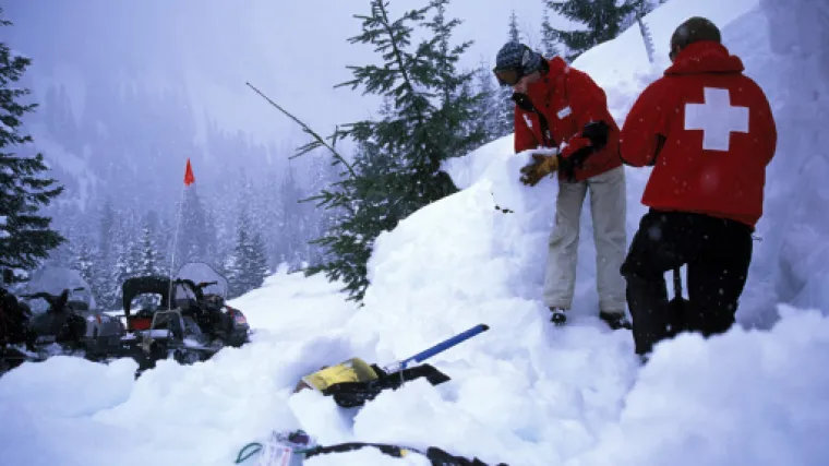 Indijski vojnik spa&scaron;en nakon &scaron;est dana pod osam metara snijega: ostali nisu preživjeli