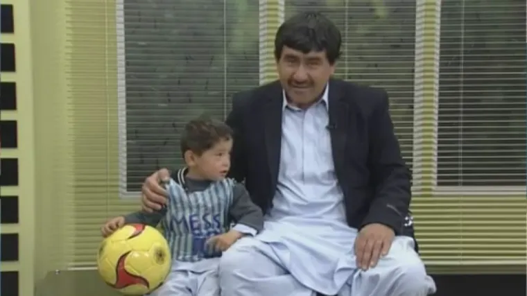 Prvi intervju dječaka koji je od plastične vrećice načinio Messijev dres
