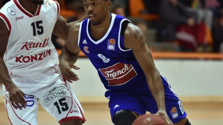 Ko&scaron;arka&scaron;i Cibone uz velike muke osigurali derbi