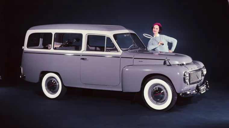 Volvo se prisjeća svojih karavana uoči premijere V90 modela