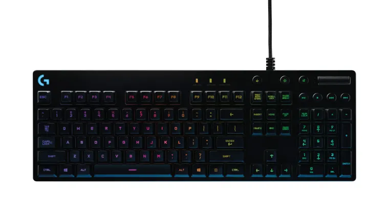 Neuništiva tipkovnica koja stvara prednost u natjecateljskoj igri