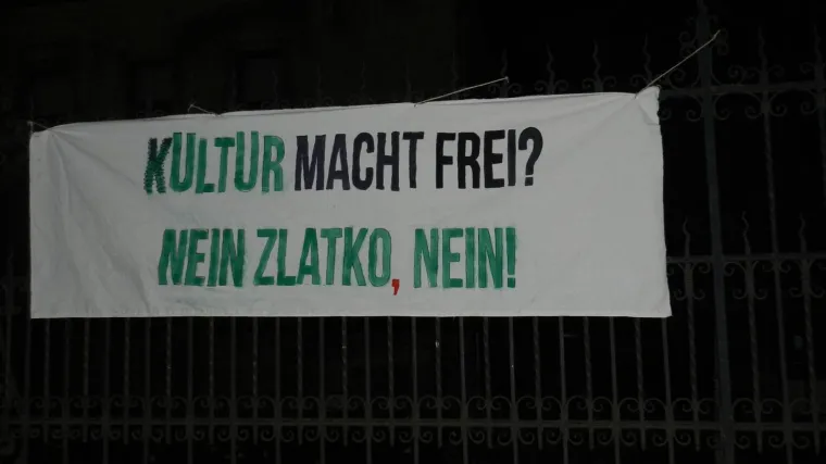 Nezadovoljni građani ostavili poruku Hasanbegoviću: 'Kultur macht frei? Nein Zlatko, nein!'