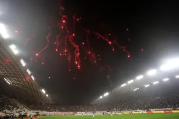 Slavlje u čast Hajduku izmaklo kontroli: signalne rakete s Poljuda zapalile školu i bazenski balon