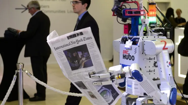 Roboti bi mogli oduzeti posao polovini čovječanstva!