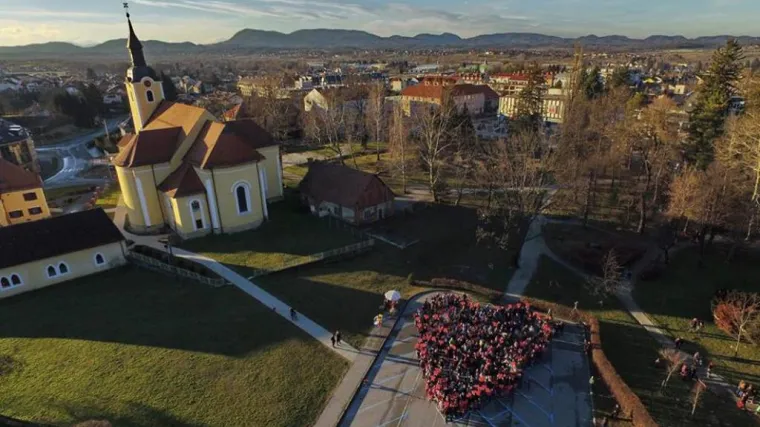 Tičeki se oženili: Djeca i roditelji uživali u ivanečkom Valentinovu