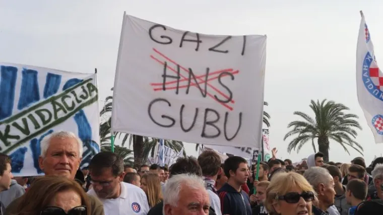 'Imajte na umu tko je sponzor nogometne mafije'