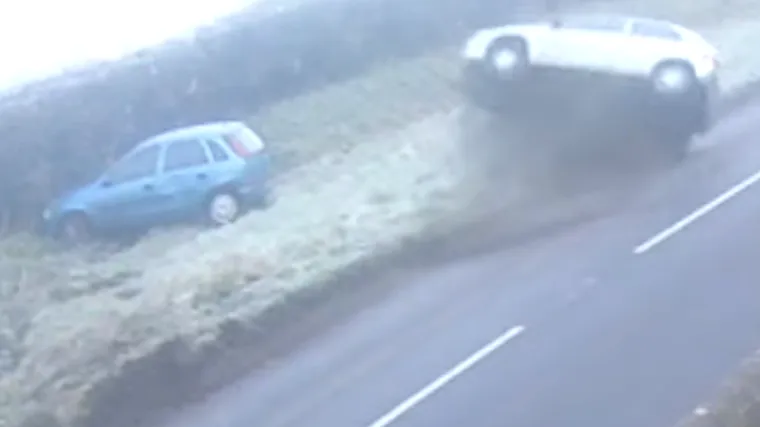 Evo što se događa kad ne vozite oprezno po ledu