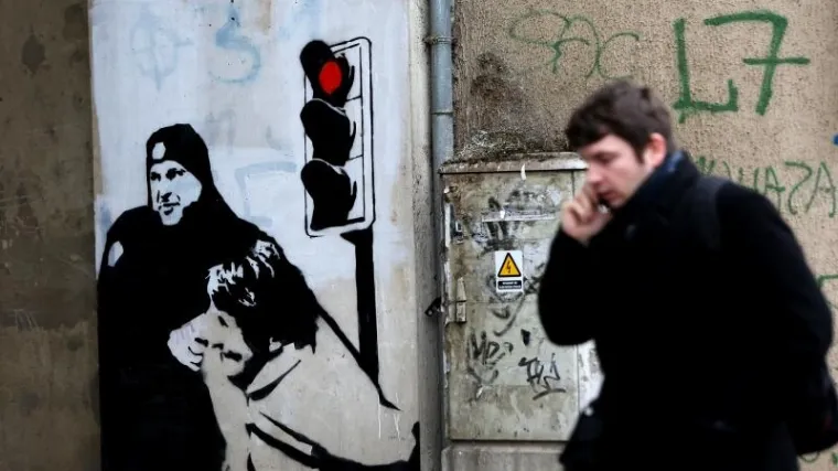 Osvanuo grafit sramotnog privođenja