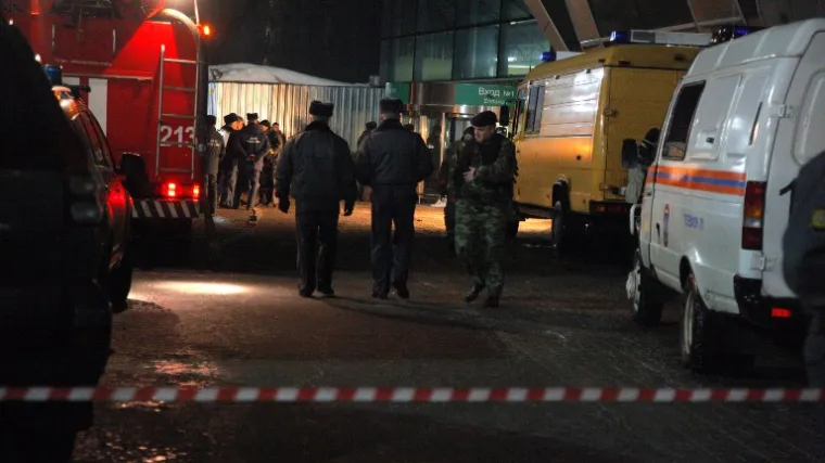 Zbog prijetnje terorista evakuirali 10.000 ljudi, bomba je u nekom od velikih trgovačkih centara!?