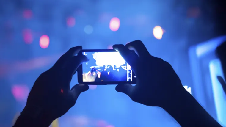 Ekran vašeg mobitela je kriv ako ne možete spavati