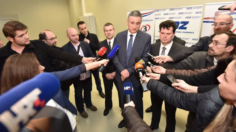 'Oni pričaju o na&scaron;ih 30 dana, a njihovih četiri puta 365 dana katastrofe se ne spominje'